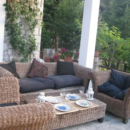 Hébergement de vacances Holiday Place Karamouzi